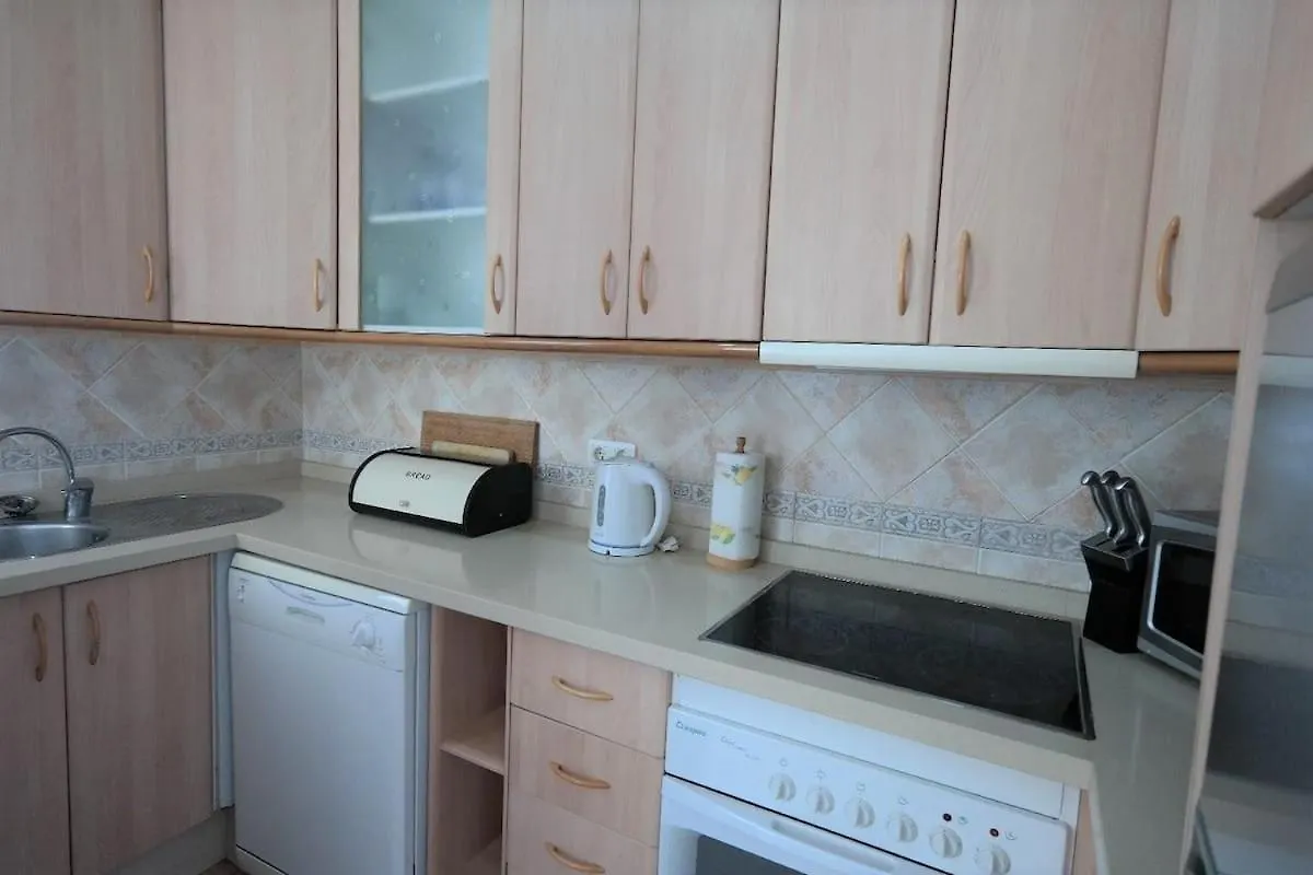 3 Bedroom Beach Frontline Apartment With Parking 0*, Nerja